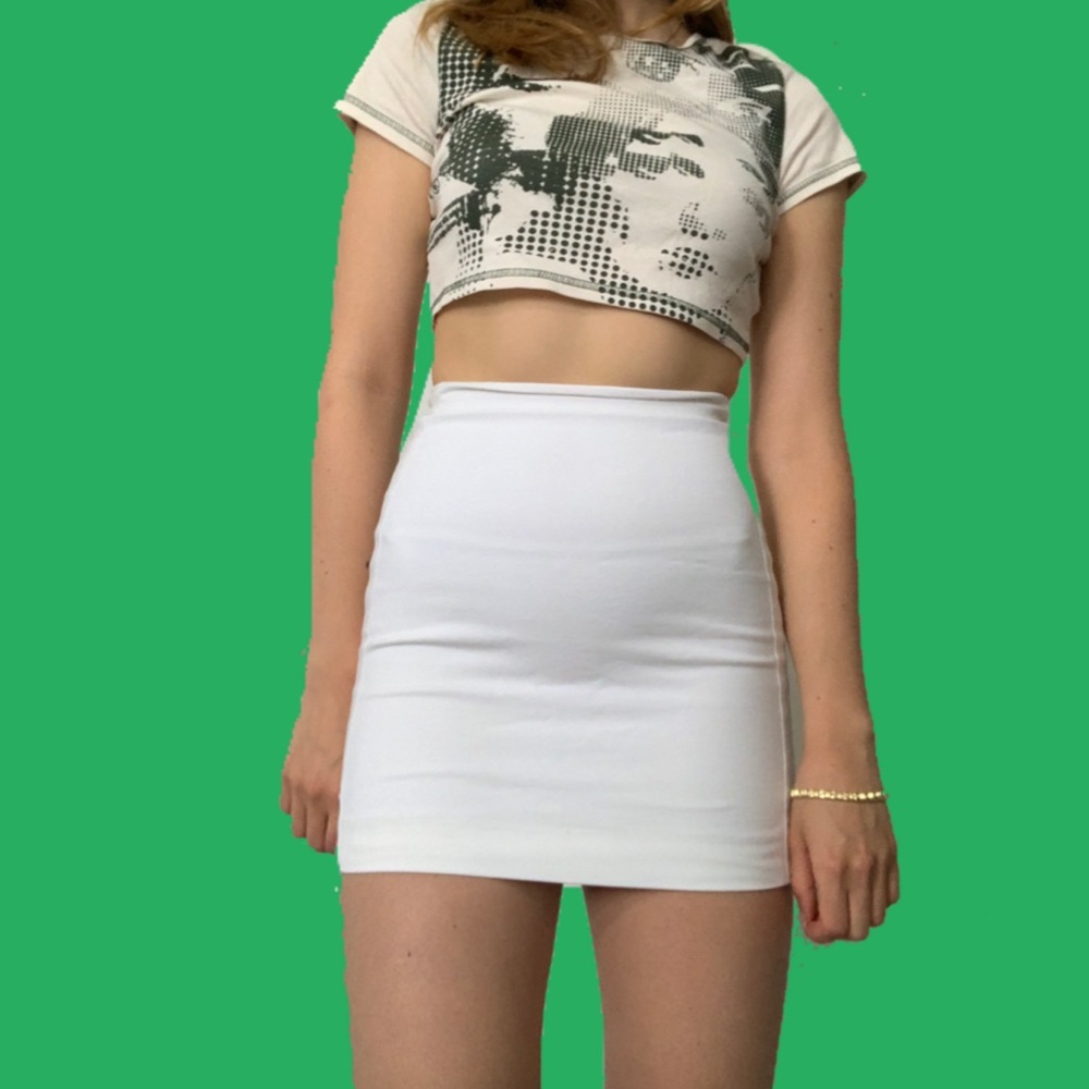 Guess by Marciano white pencil style mini skirt
